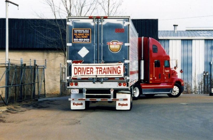 How to Get a Grant to go to Truck Driving School Money for Truck Driving School