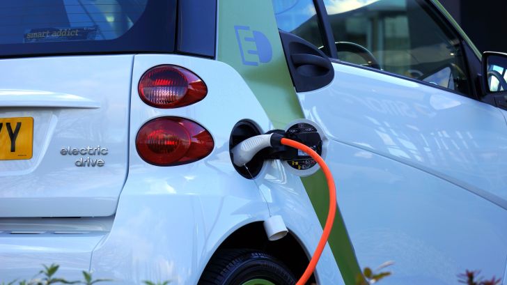 what-government-grants-are-available-for-electric-cars