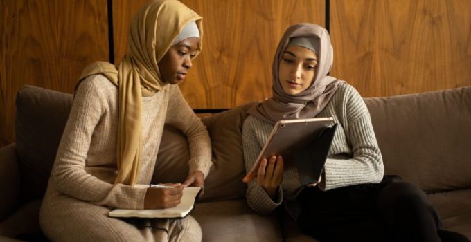 Are You Searching for Scholarships for Muslim Women? Here It Is All!